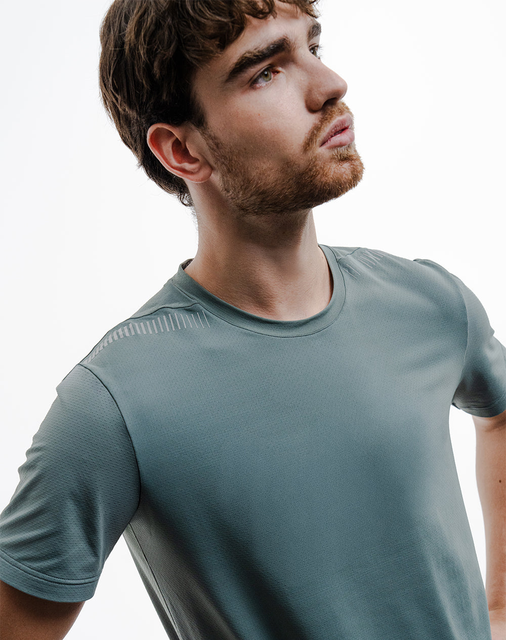 Camiseta deportiva control humedad verde hombre