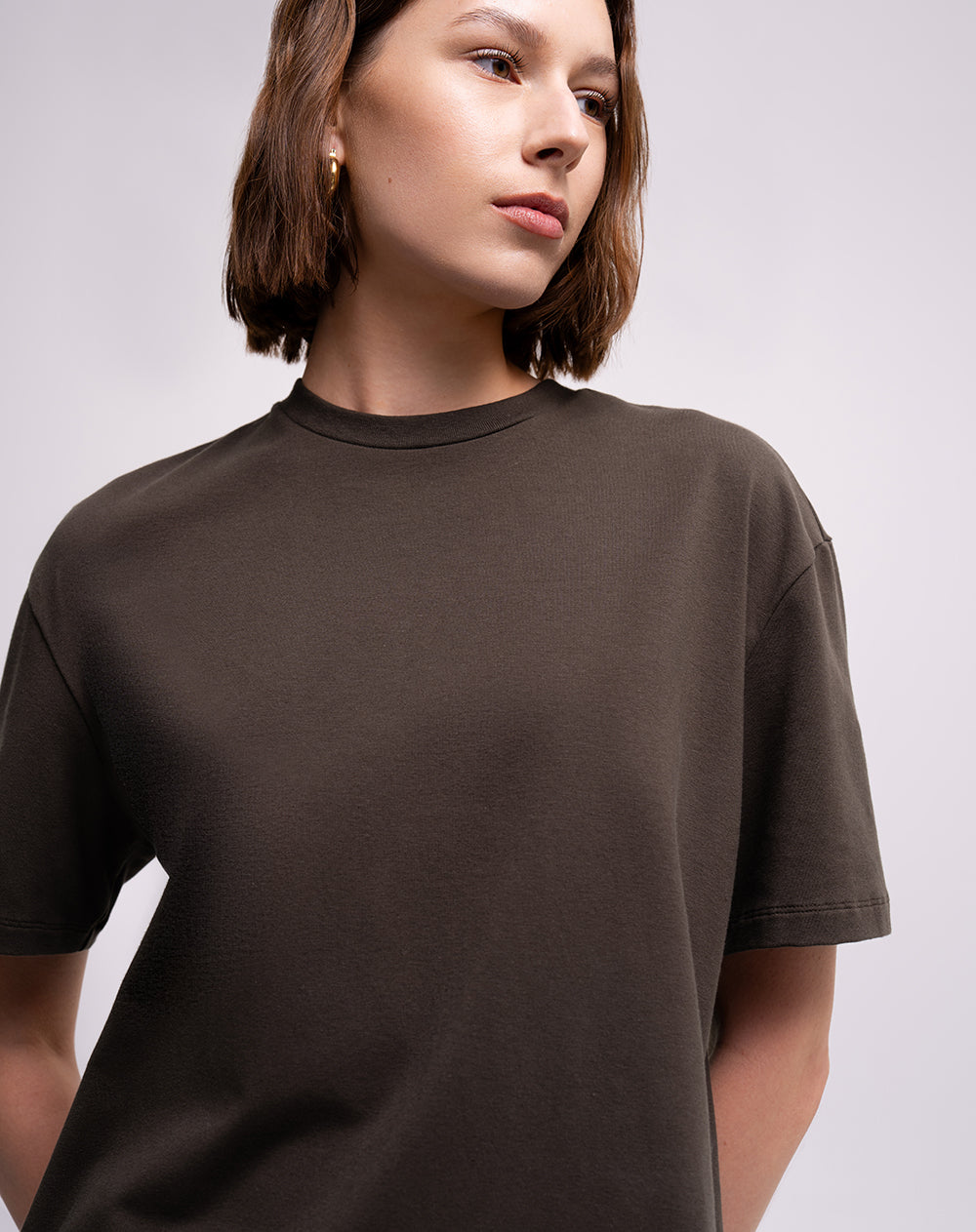 Camiseta regular algodón café mujer