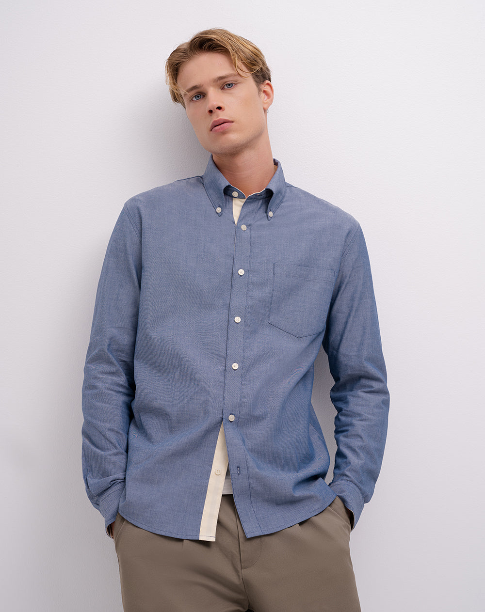 Camisa regular manga larga azul hombre