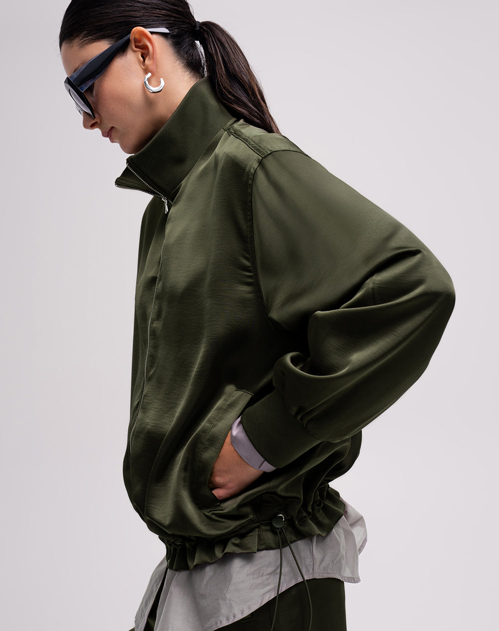 Chaqueta loose satín verde mujer