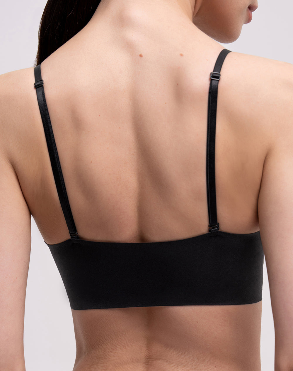Top soporte medio seamless copas removibles negro