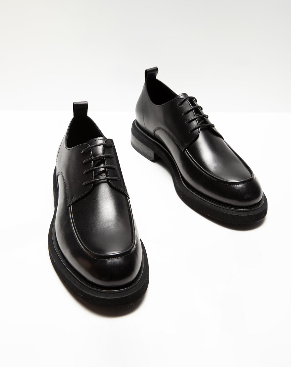 Zapatos oxford en cuero negro hombre
