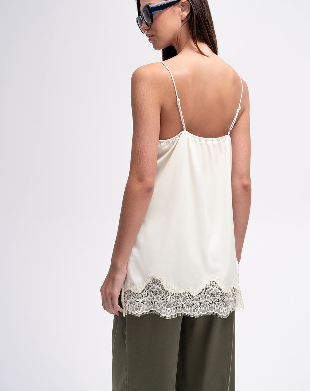 Blusa tipo satín vainilla mujer