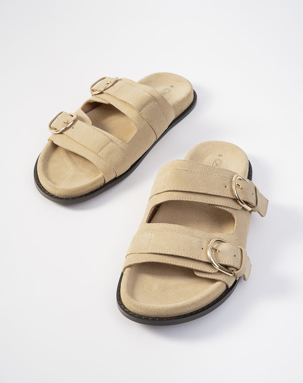 Sandalias cuero gamuza beige mujer