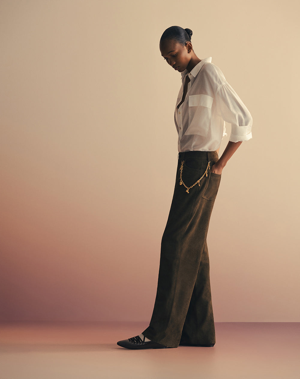 Pantalón wide leg tiro alto en cuero Ana Beliza