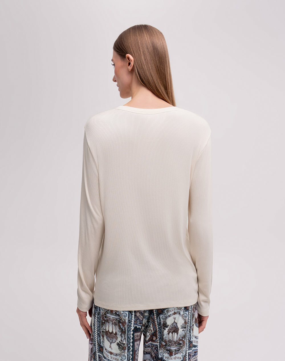 Camibuzo cuello redondo avena mujer