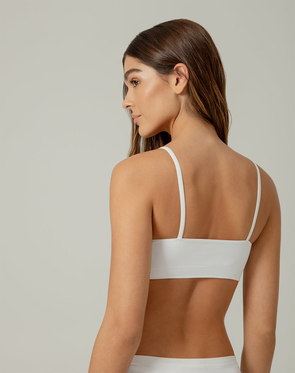 Top soporte medio seamless cargaderas reforzadas blanco