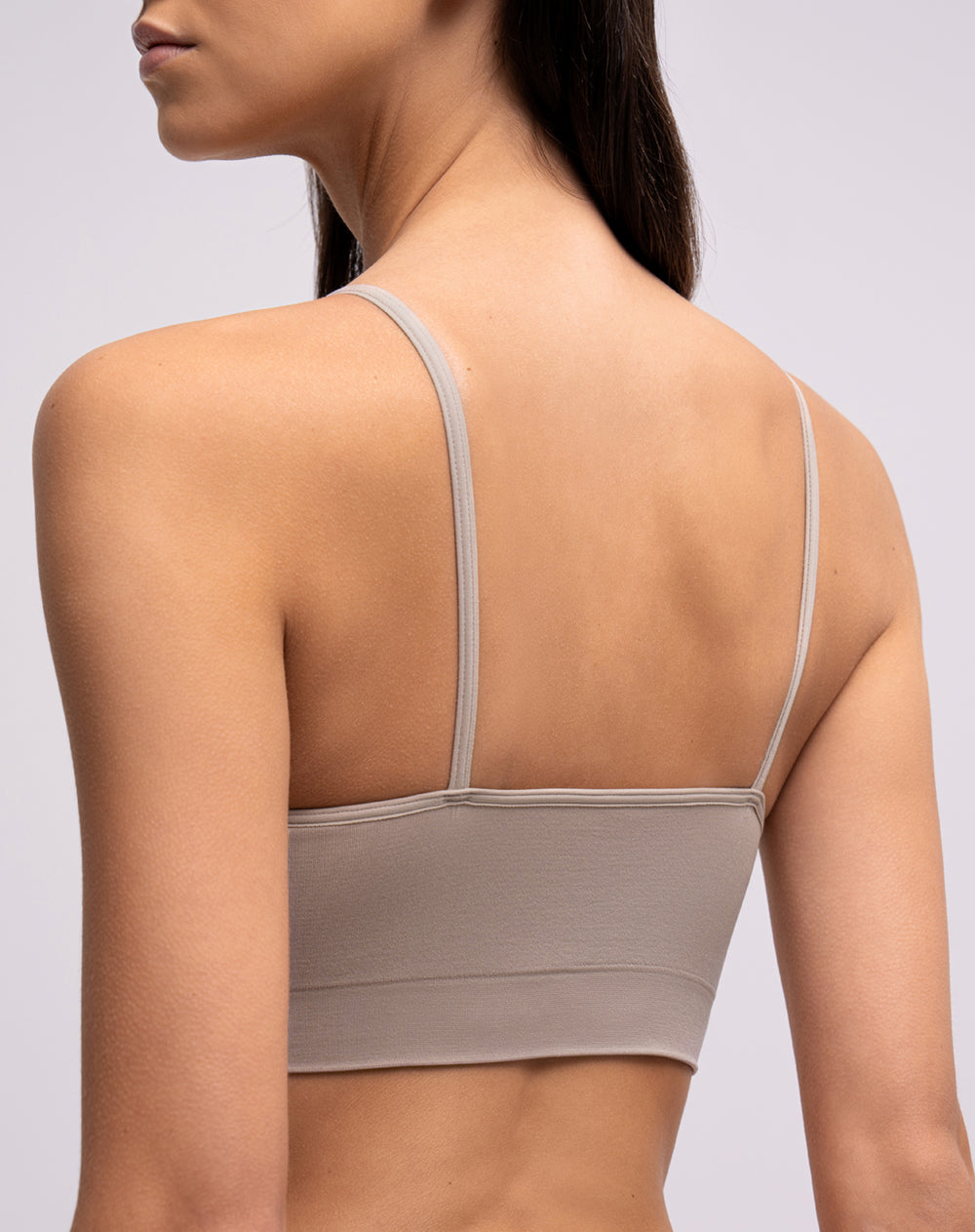 Top soporte medio seamless café
