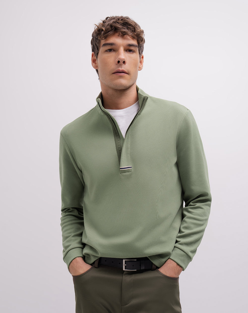 Buzo tipo polo regular verde hombre