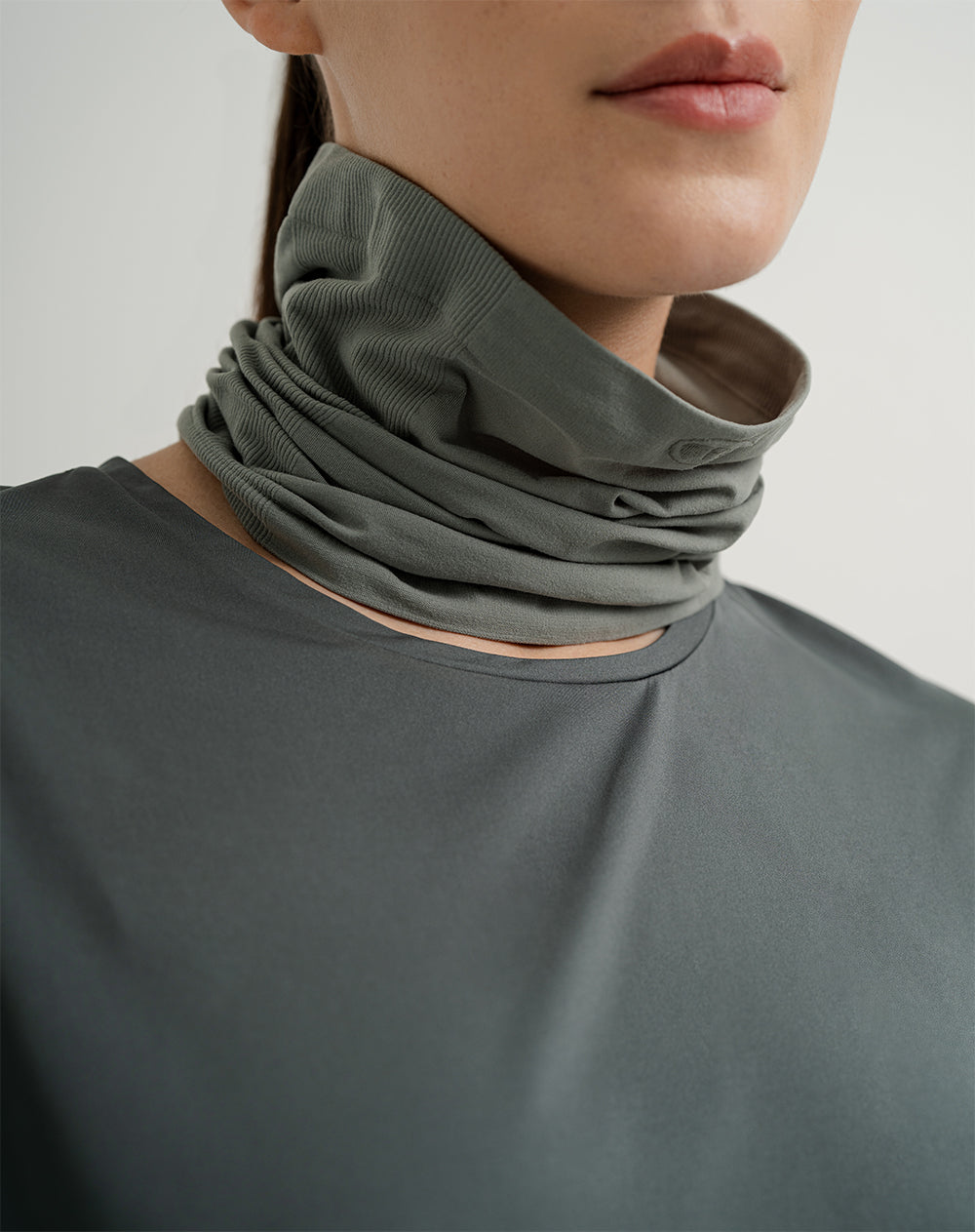 Cuello deportivo microfibra verde unisex