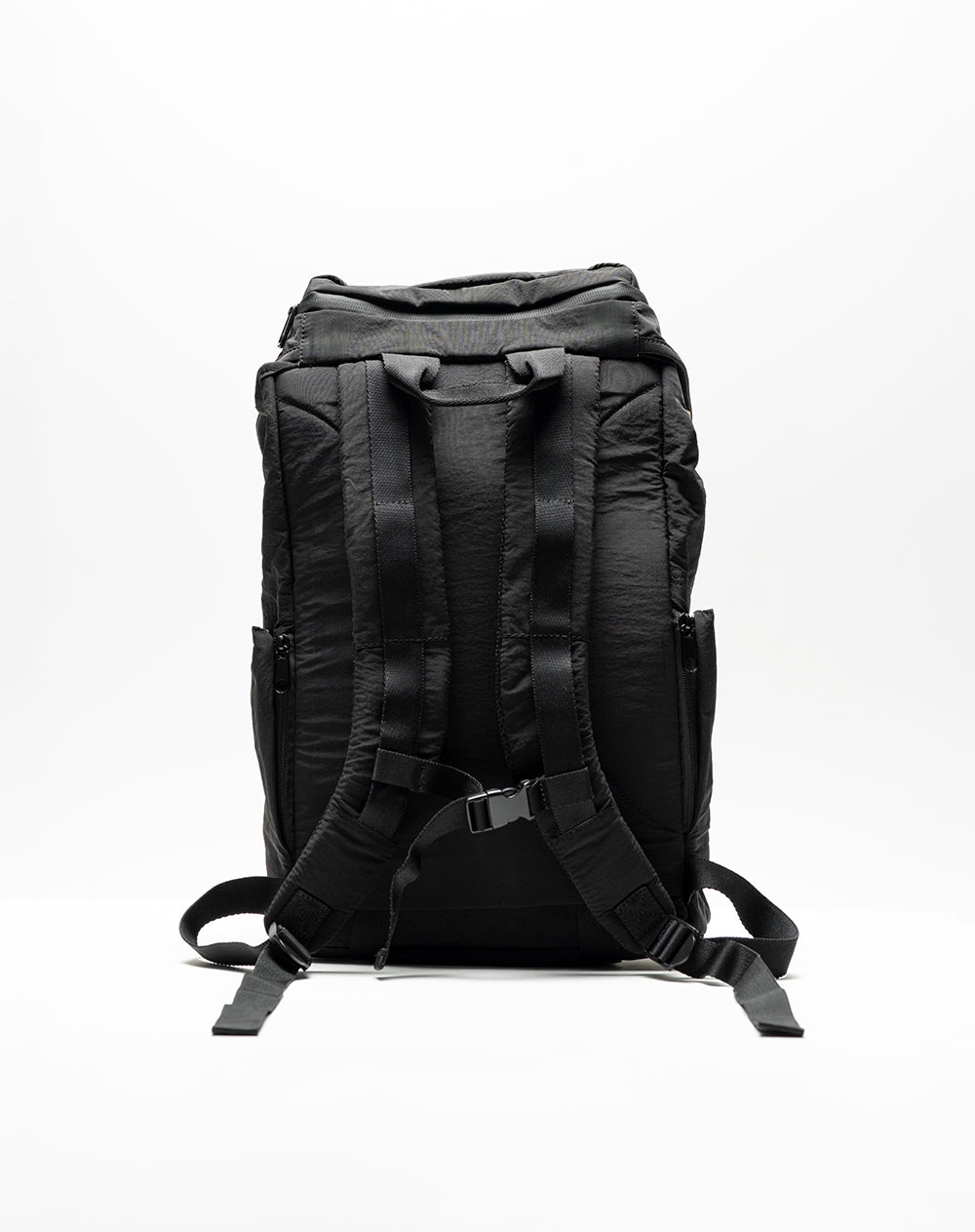 Morral unisex broche y tiras ajustables negro