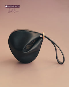 Bolso de mano tipo pulsera en cuero Ana Beliza