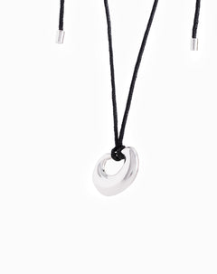 Collar plateado lazo