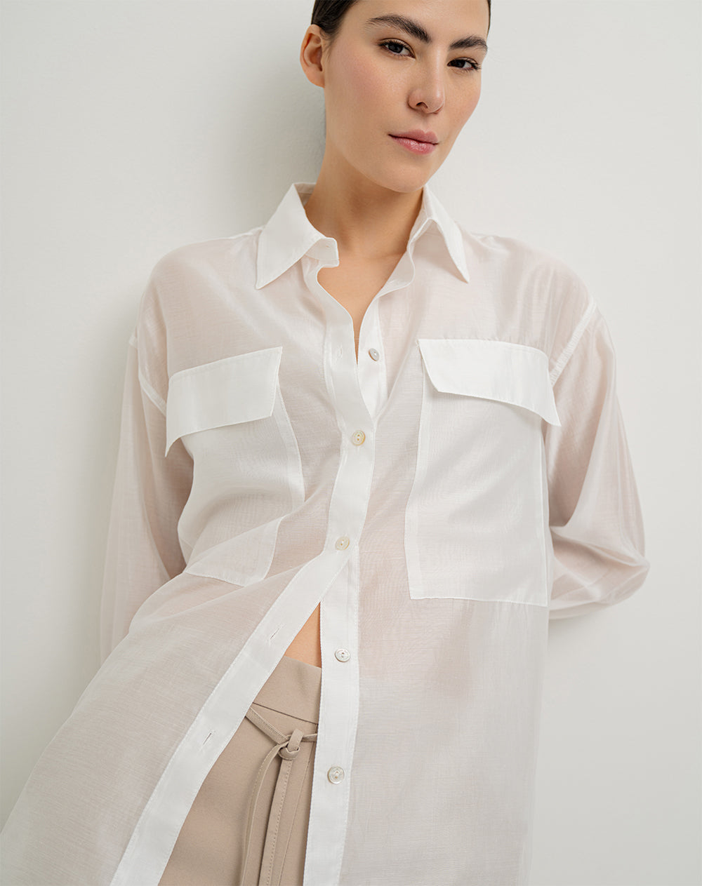 Camisa manga larga oversize transparencia crudo mujer