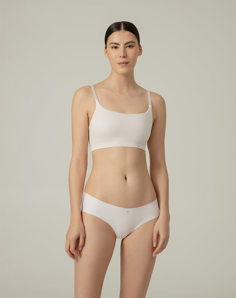 Panty cachetero microfibra invisible rosado