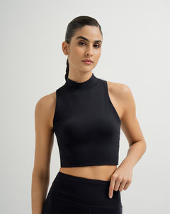 Crop top deportivo soporte alto control de humedad negro