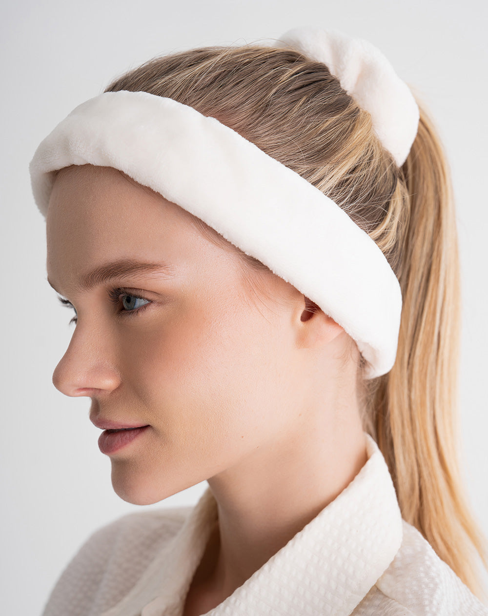 scrunchies para el cabello beige