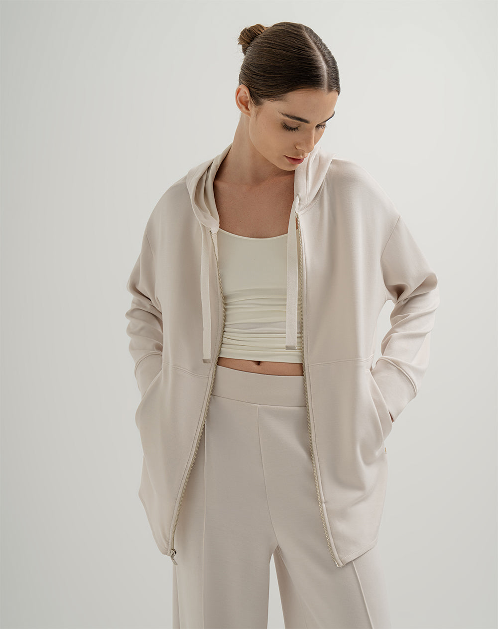 Chaqueta oversize tacto suave habano mujer