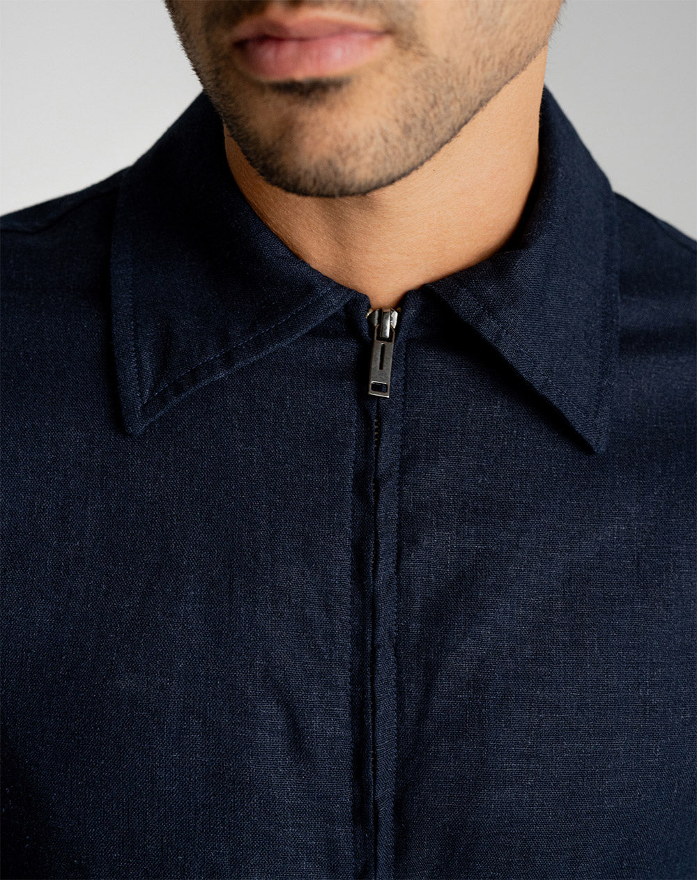 Chaqueta regular azul hombre