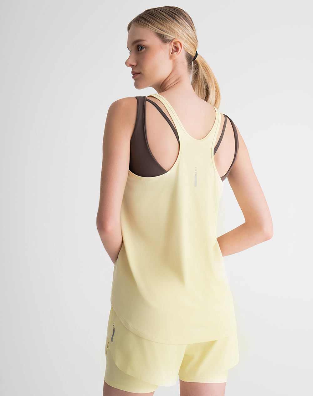 Camiseta esqueleto deportiva mujer secado rápido amarilla