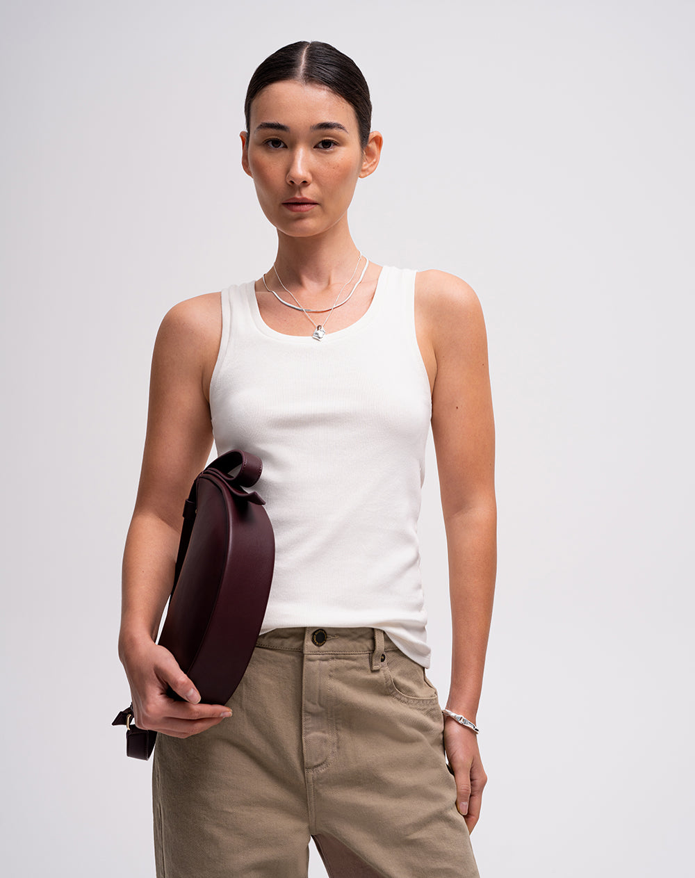 Camiseta slim fit crema