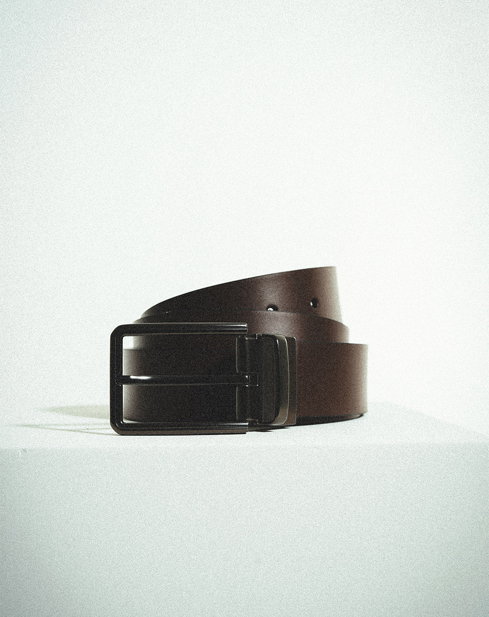 Correa en cuero café hombre