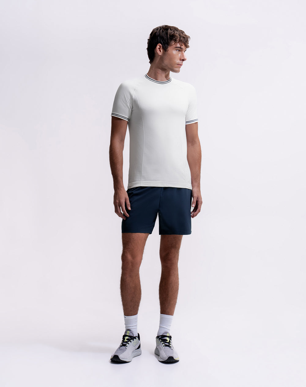 Pantaloneta deportiva secado rápido azul hombre