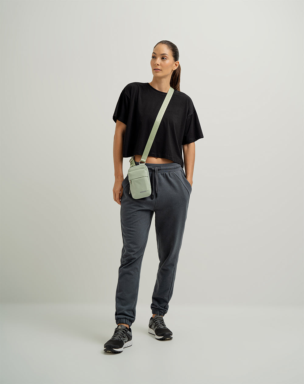 Jogger tiro medio algodón gris mujer