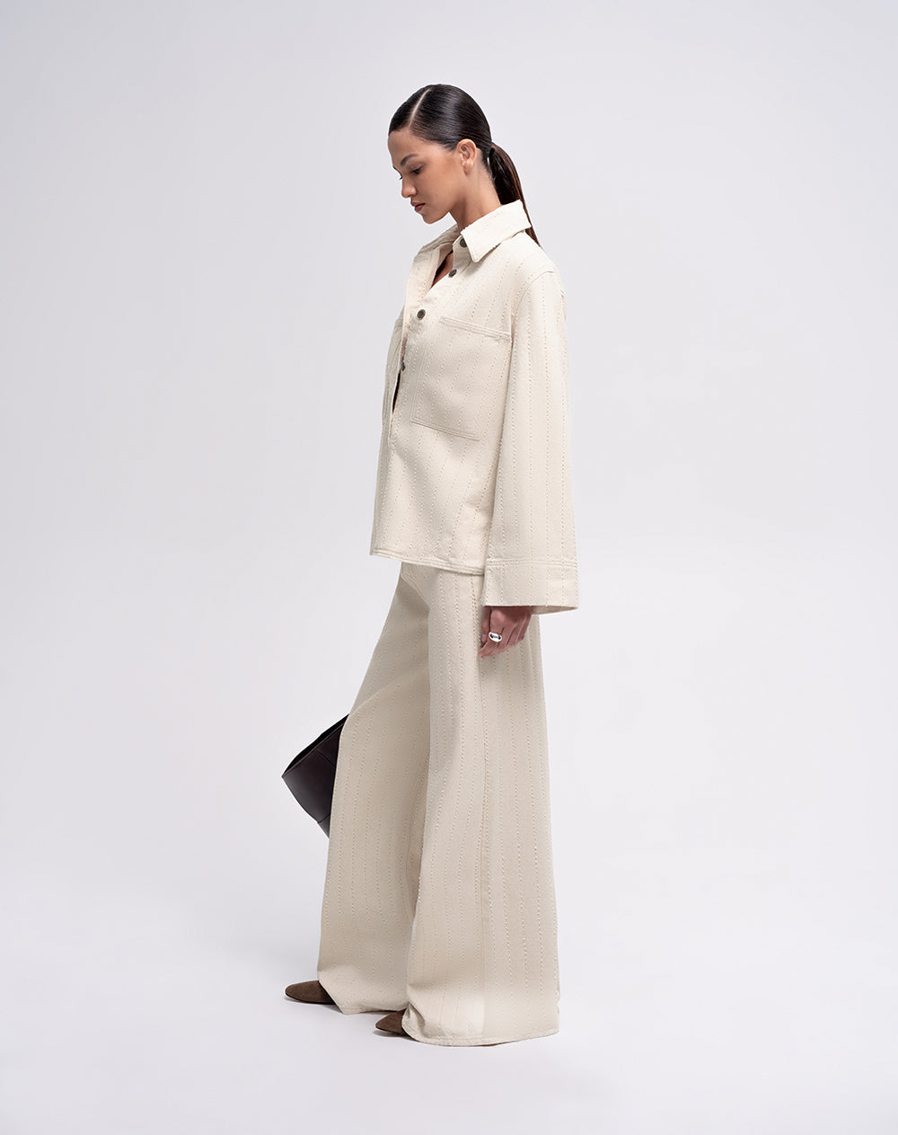 Pantalón wide leg con textura habano mujer