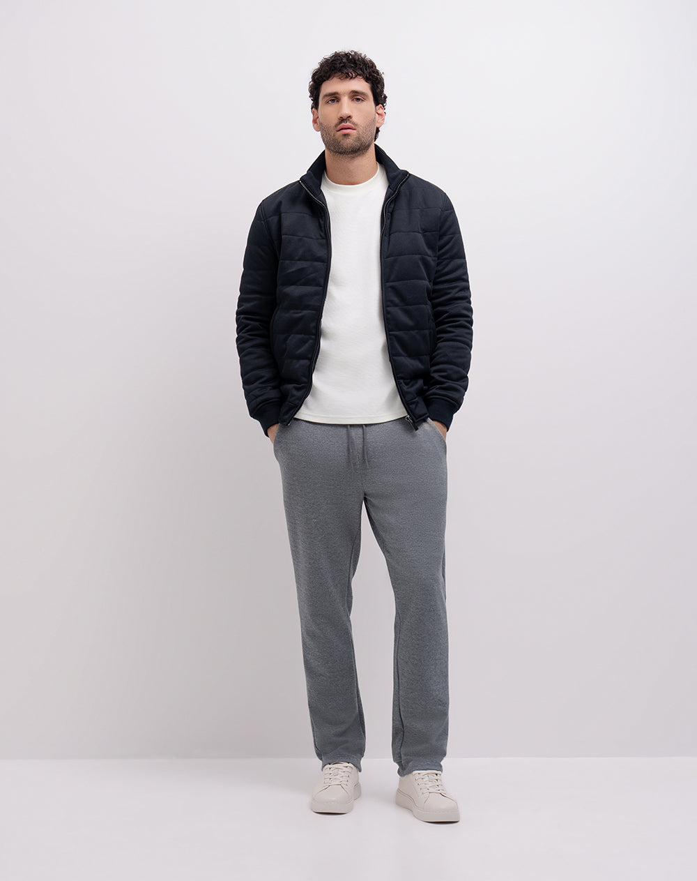 Jogger confort regular tacto suave gris hombre