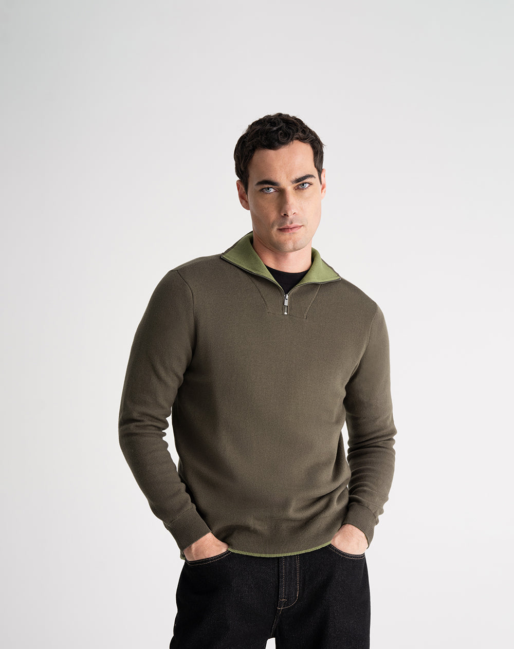 Buzo regilar tejido de punto algodón verde hombre