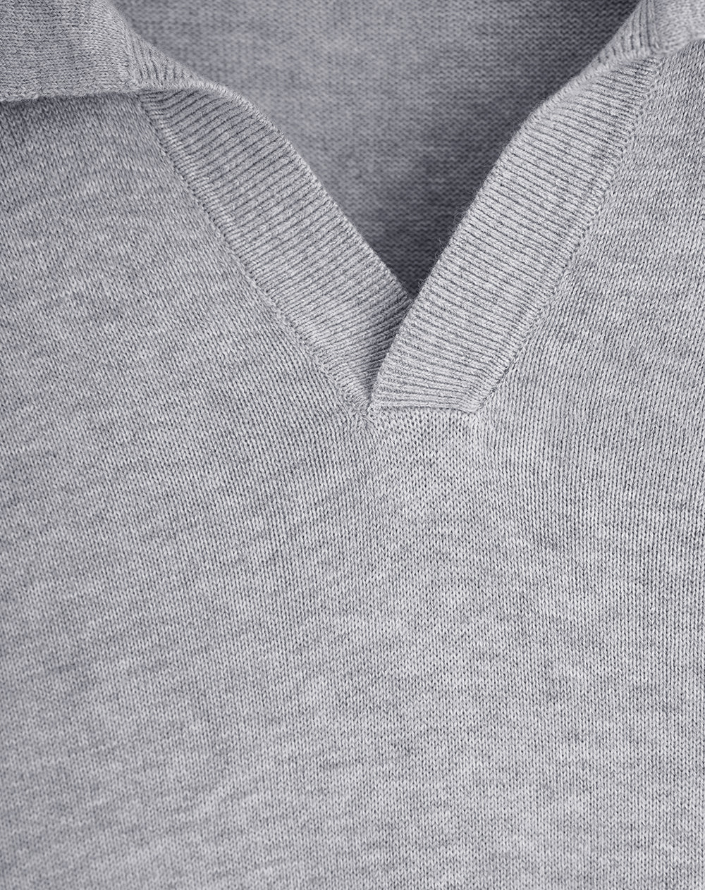 Buzo tipo polo regular fit tejido de punto gris hombre