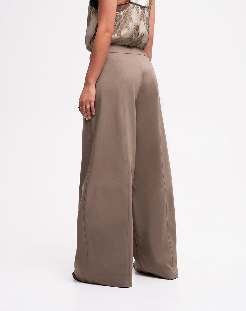 Pantalón palazzo tiro alto café mujer