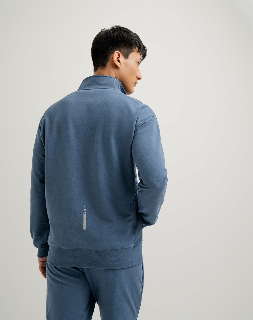 Buzo algodón cuello alto azul hombre