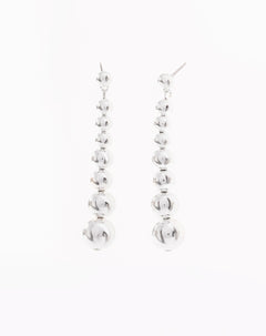 Aretes largos plateados