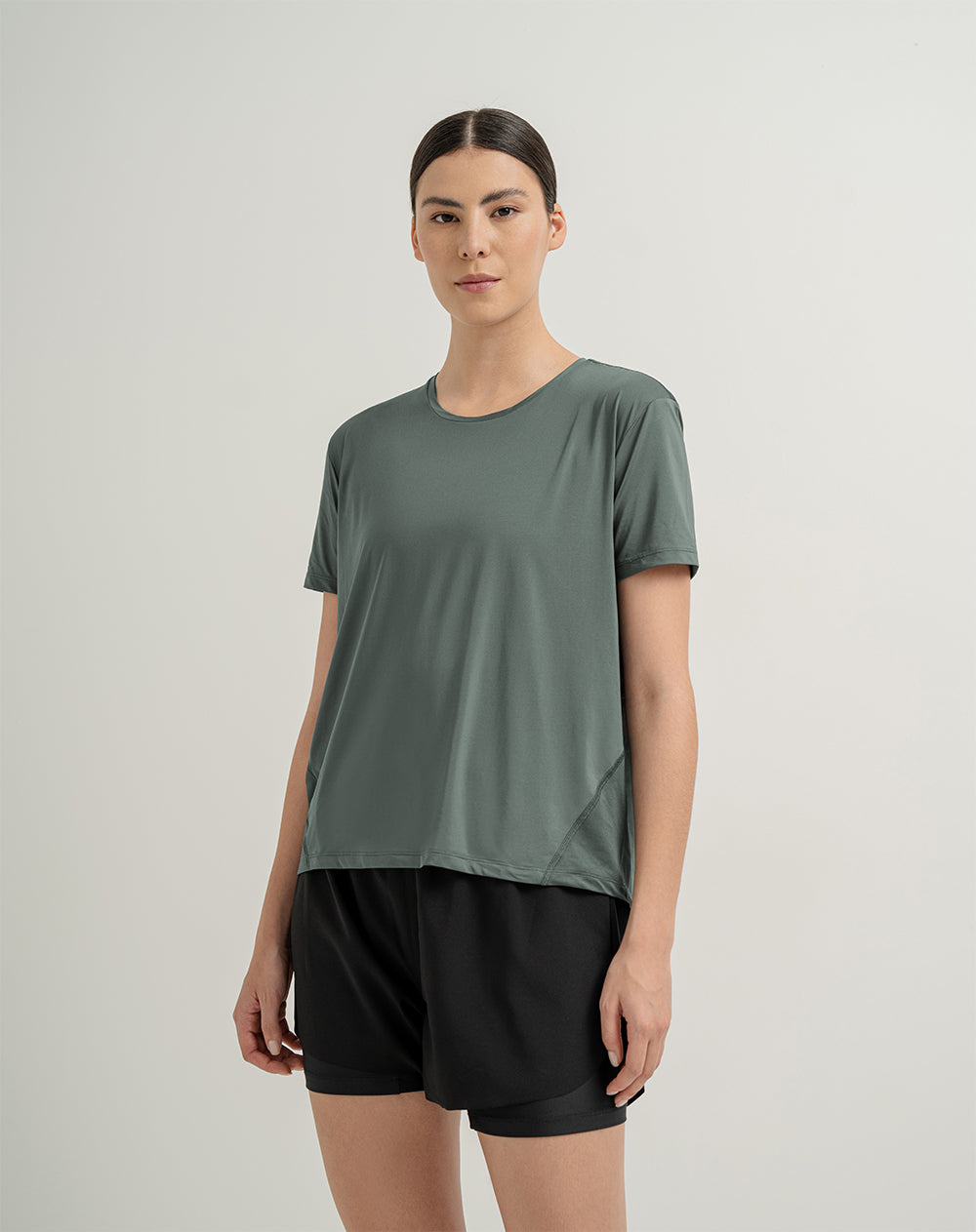 Camiseta deportiva control humedad verde mujer