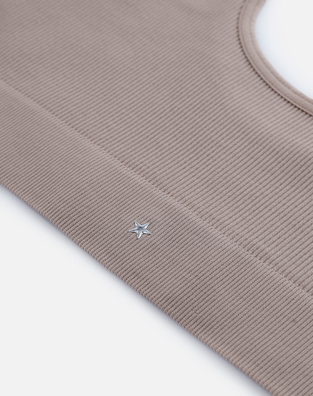 Top tiras anchas soporte medio cafe