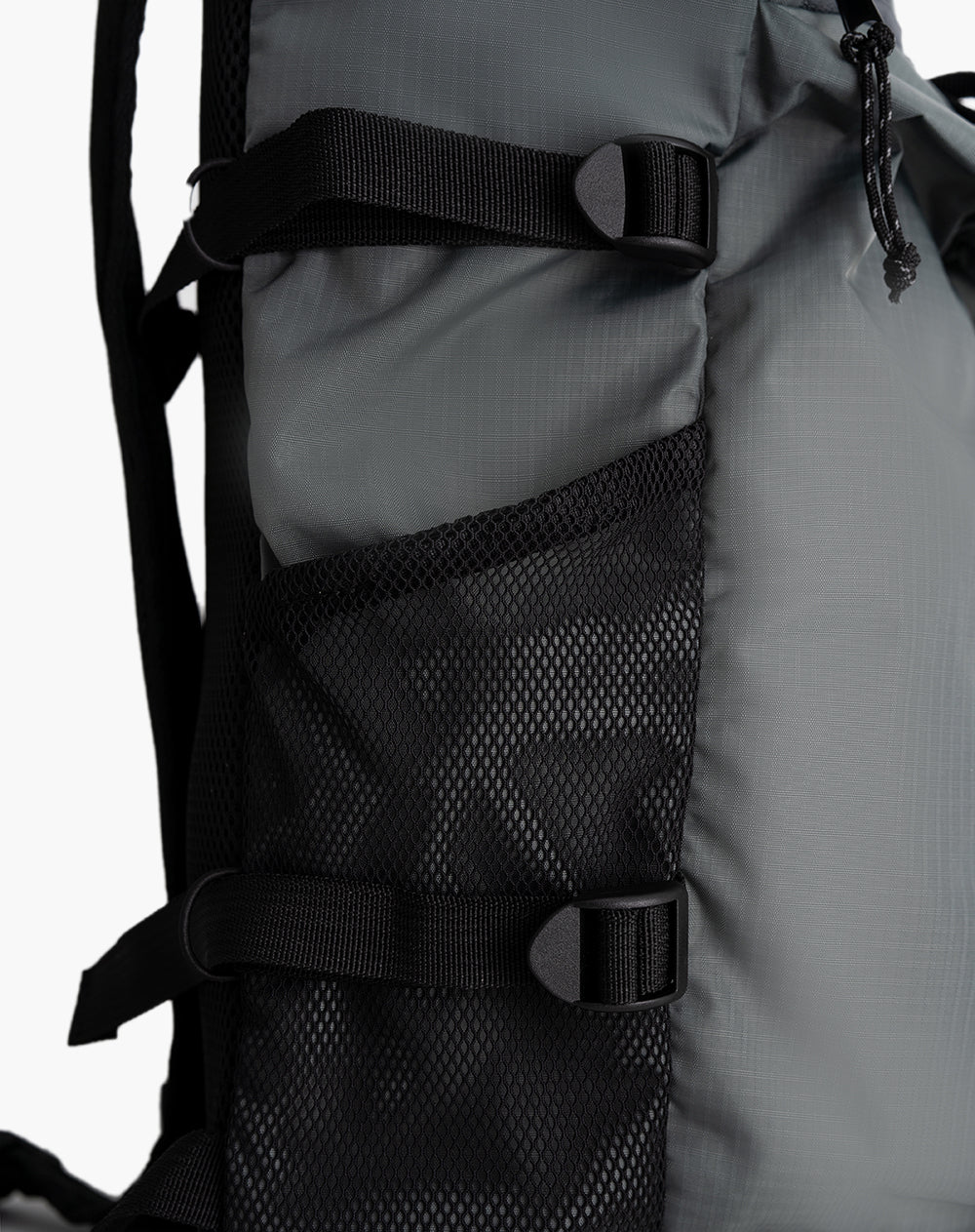 Morral unisex tiras ajustables gris