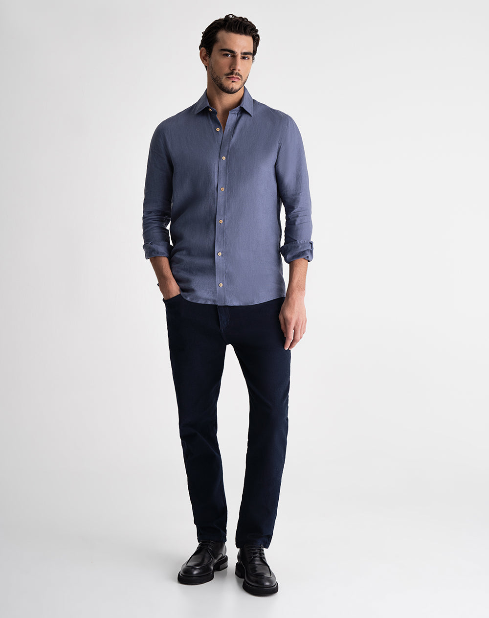 Camisa manga larga regular lino azul hombre
