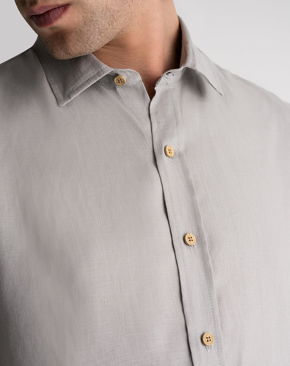 Camisa manga larga regular lino gris hombre