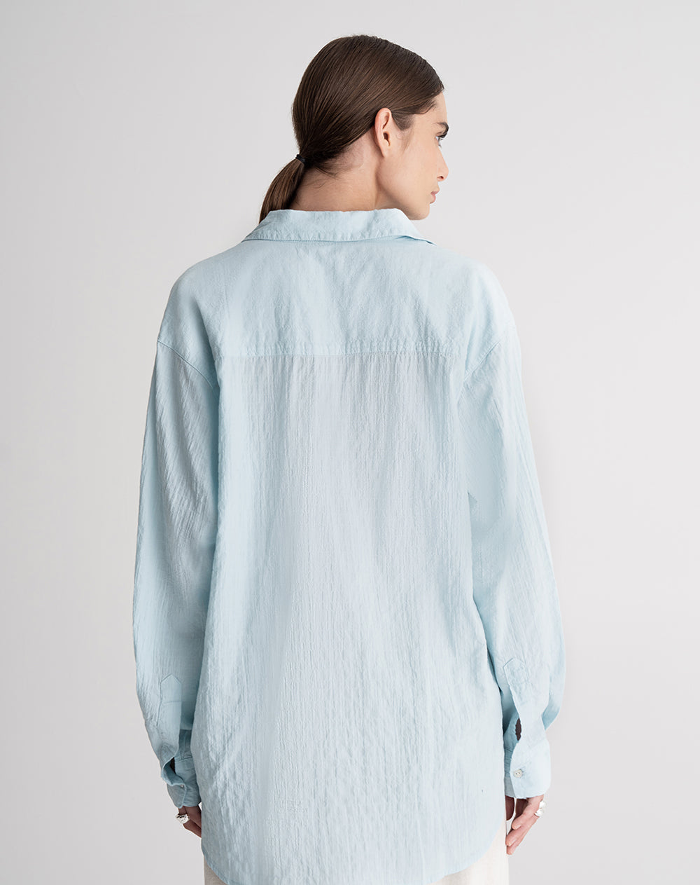 Camisa manga larga oversize efecto arrugado azul mujer