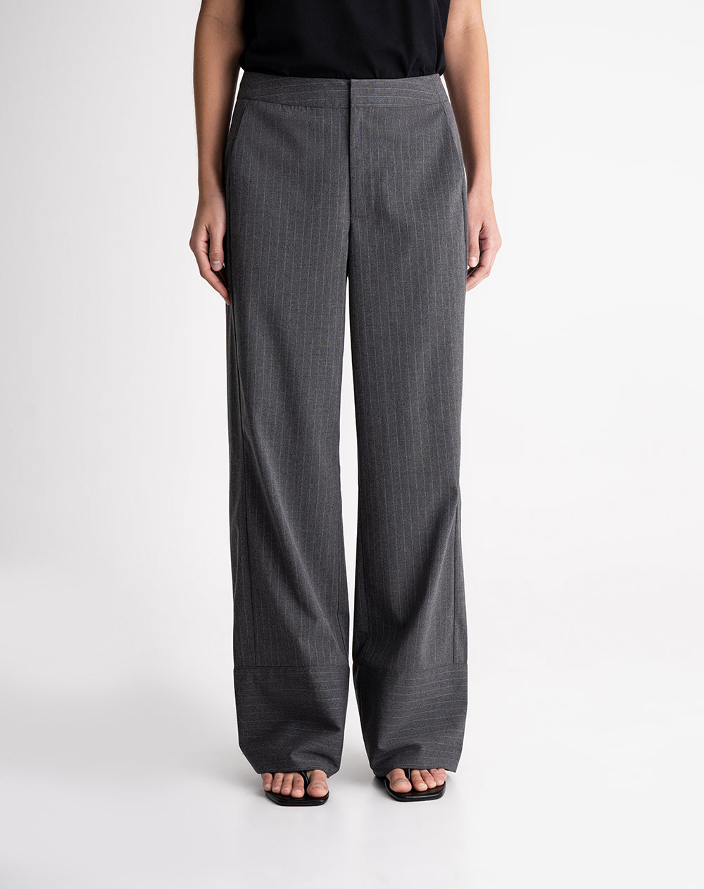 Pantalón wide leg pinstripes tiro alto gris mujer