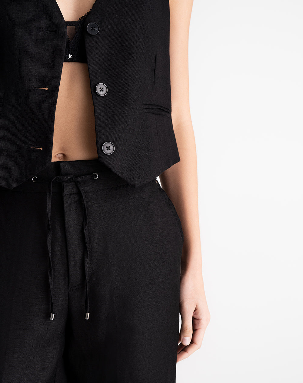 Pantalón recto tiro alto cordón de ajuste negro mujer