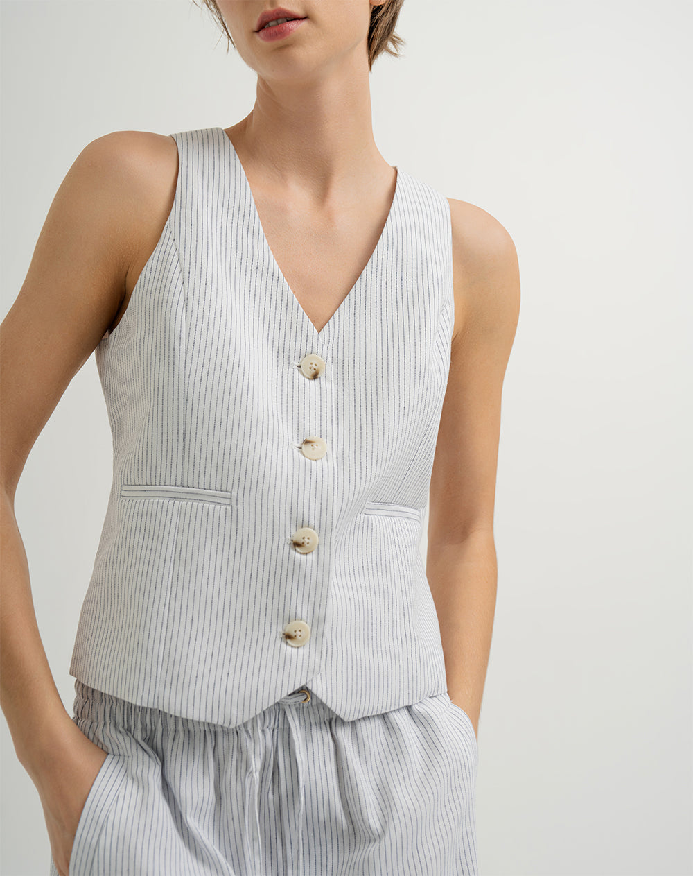 Chaleco tipo sastre regular con forro crudo mujer
