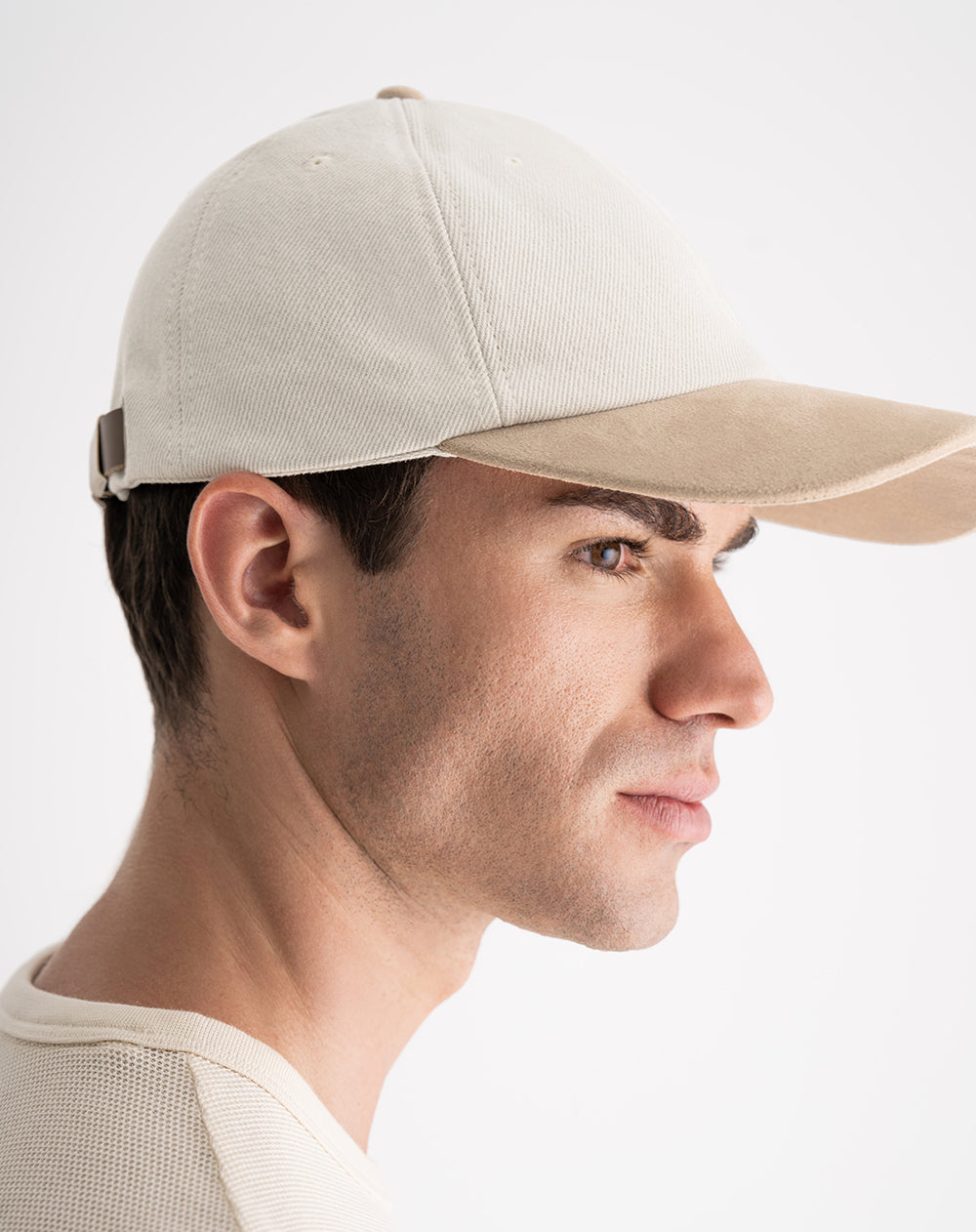 Gorra ajuste con hebilla habano