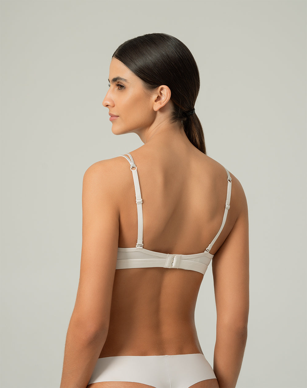 Brasier soporte medio microfibra sin arco habano