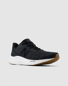 Tenis deportivos New Balance negro hombre