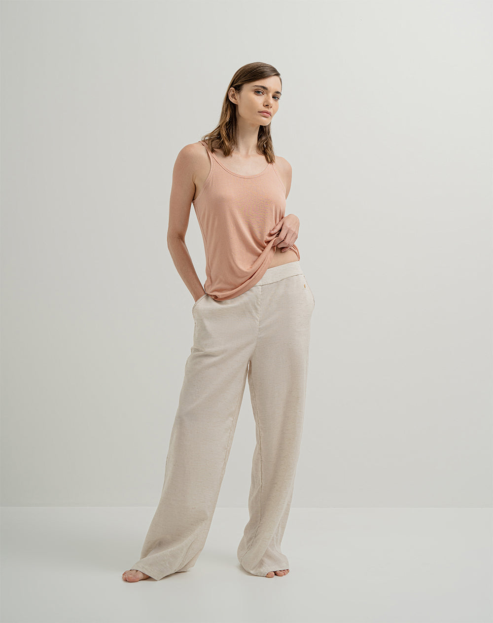 Pantalón en lino tiro alto vainilla mujer