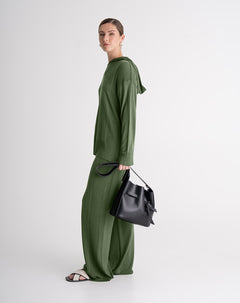 Pantalón confort fit tiro medio tejido de punto verde mujer