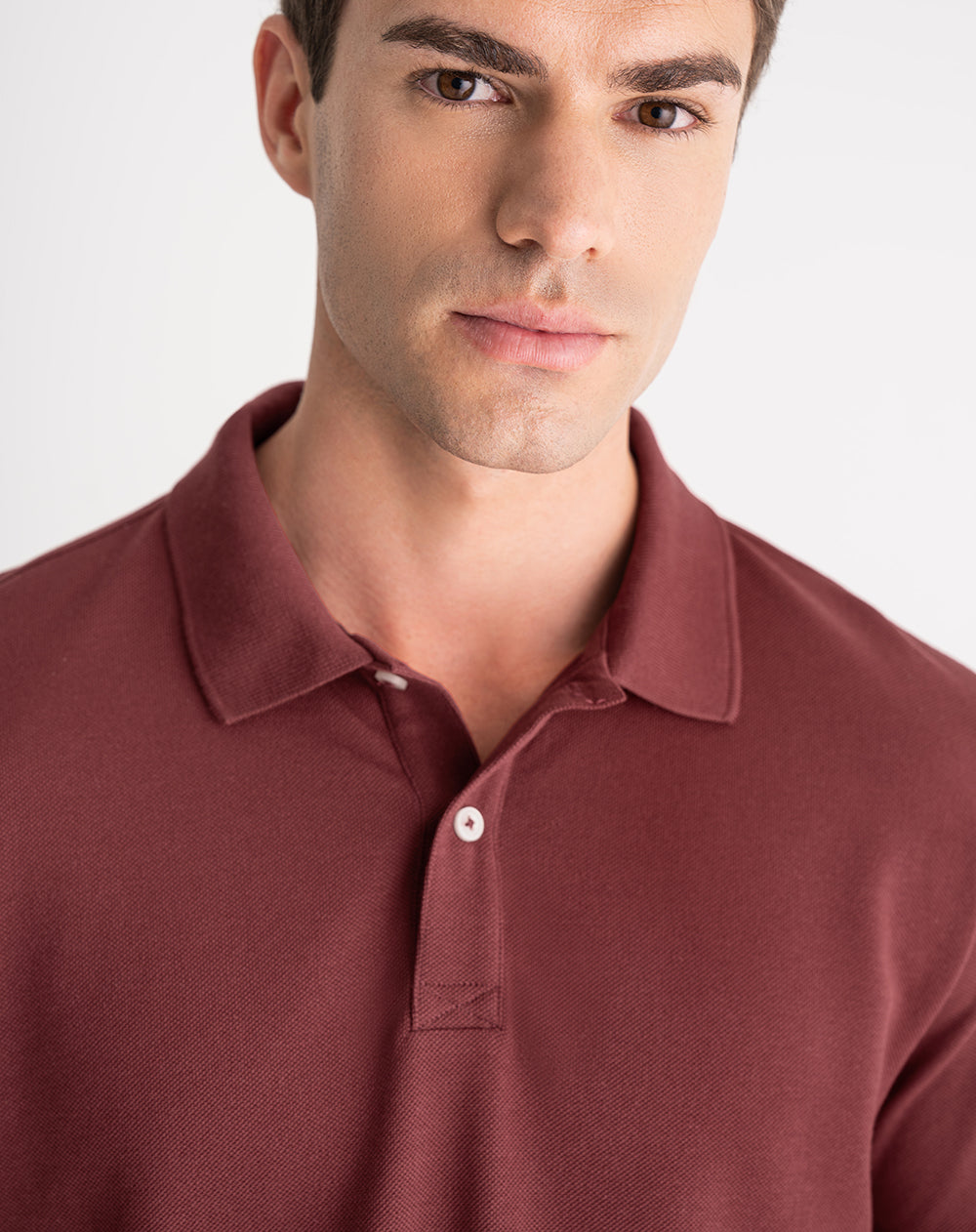 Polo regular algodón vinotinto hombre